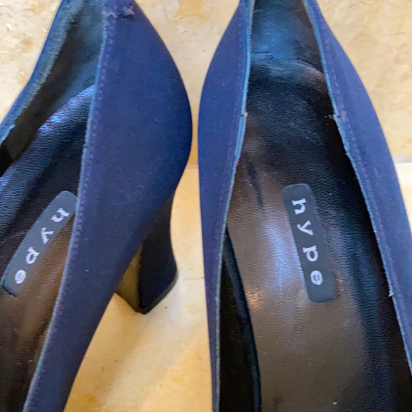 Hype Navy Open Toe Heels - Picture 2 of 4
